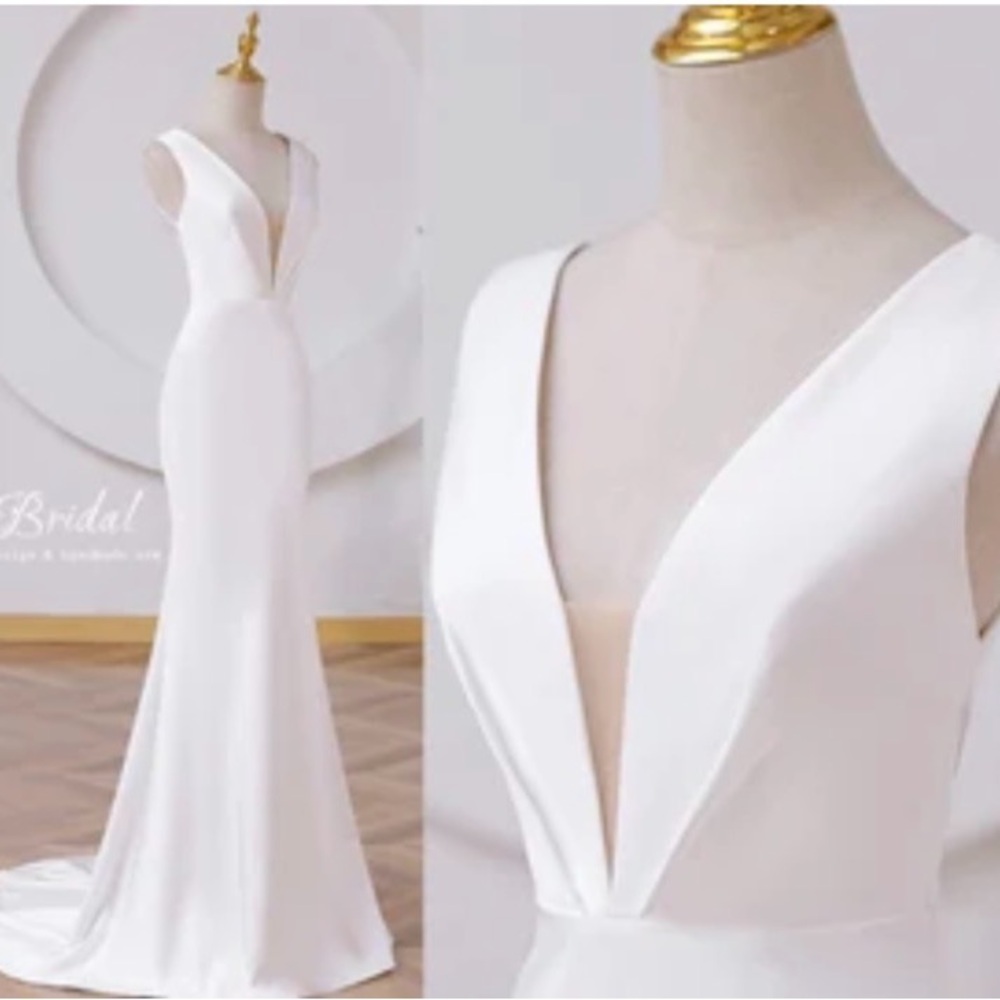 Sleeveless Satin Wedding Dress